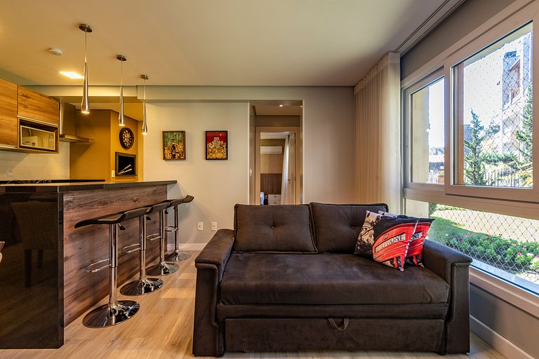 APTO DE LUXO À 300mts RUA COBERTA, 2 SUÍTES, MOBILIADO