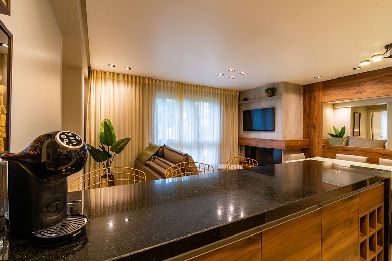 À 300mts da Rua Coberta, c/ 2 Suítes de Luxo