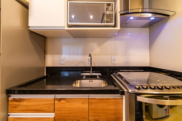 Apto Premium com 2 Suítes à 300mts R. Coberta