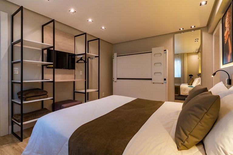 À 300mts da Rua Coberta, c/ 2 Suítes de Luxo