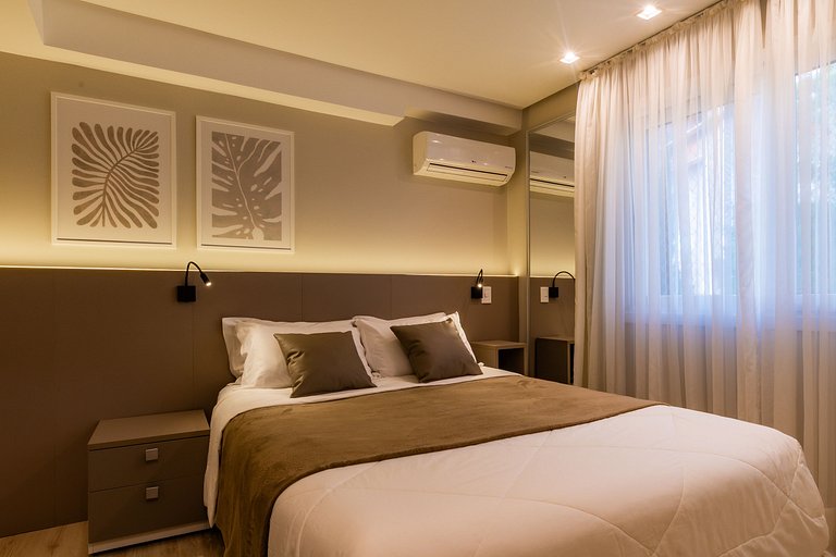 À 300mts da Rua Coberta, c/ 2 Suítes de Luxo