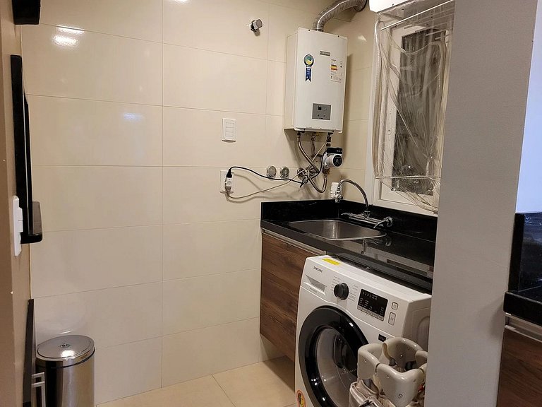 Apto Luxo 2 Suíte, Com Hidro à 300m da R. Coberta