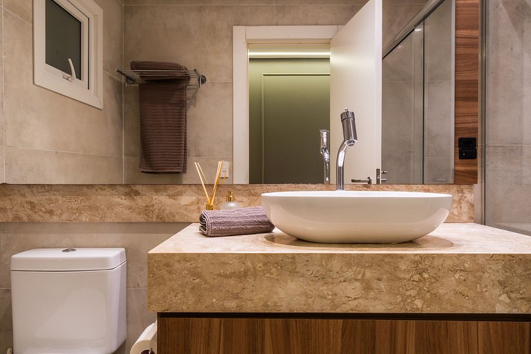 APTO DE LUXO À 300mts RUA COBERTA, 3 QUARTOS