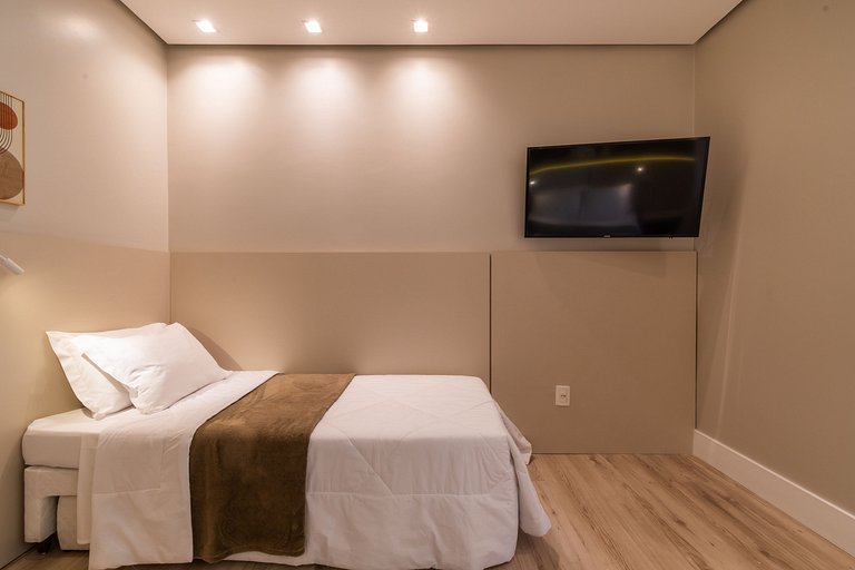 APTO DE LUXO À 300mts RUA COBERTA, 3 QUARTOS