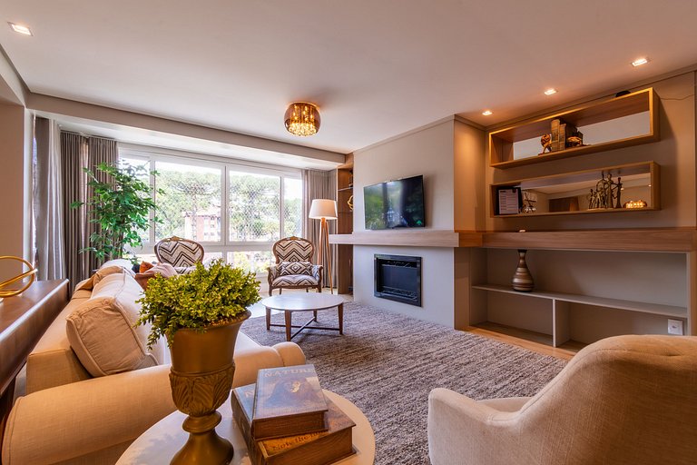 Duplex 4 Dormitório C/ 3 Suíte À 300mts R. Coberta