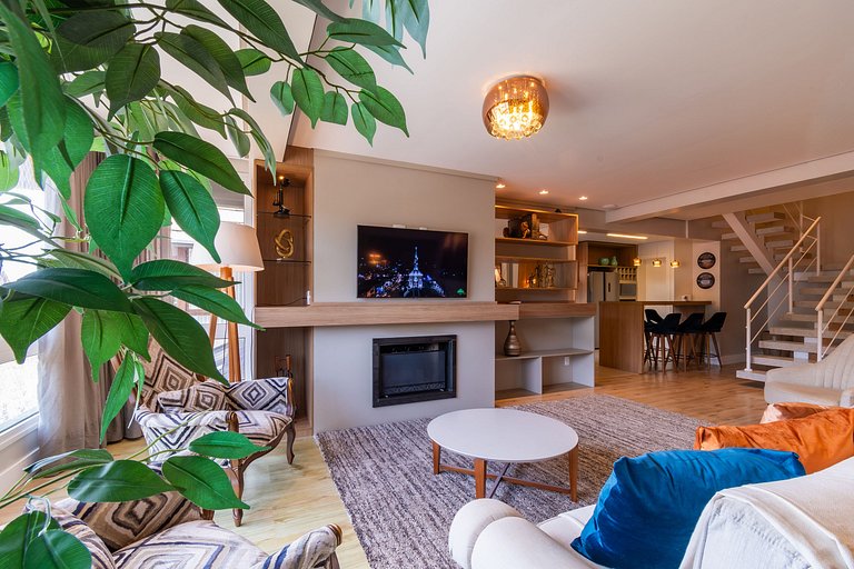 Duplex 4 Dormitório C/ 3 Suíte À 300mts R. Coberta