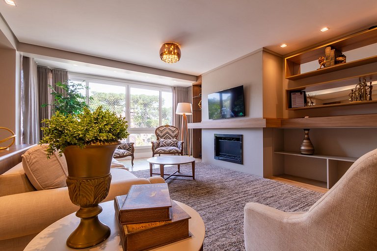 Duplex 4 Dormitório C/ 3 Suíte À 300mts R. Coberta