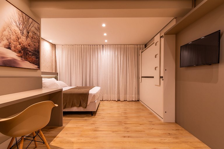 Duplex 4 Dormitório C/ 3 Suíte À 300mts R. Coberta