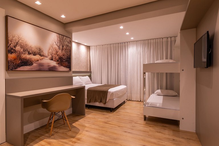 Duplex 4 Dormitório C/ 3 Suíte À 300mts R. Coberta