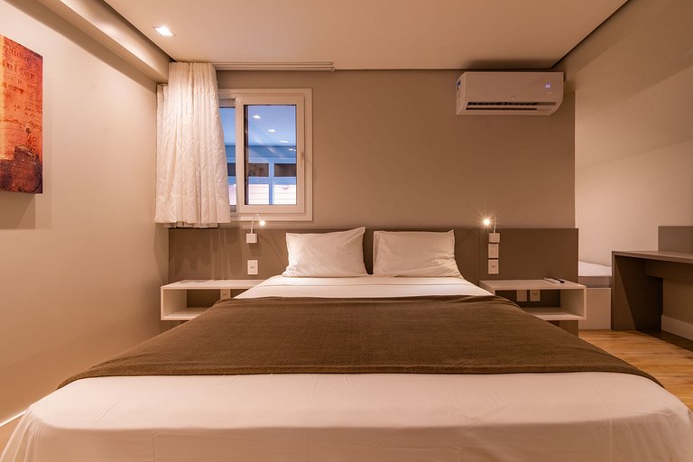 Duplex 4 Dormitório C/ 3 Suíte À 300mts R. Coberta