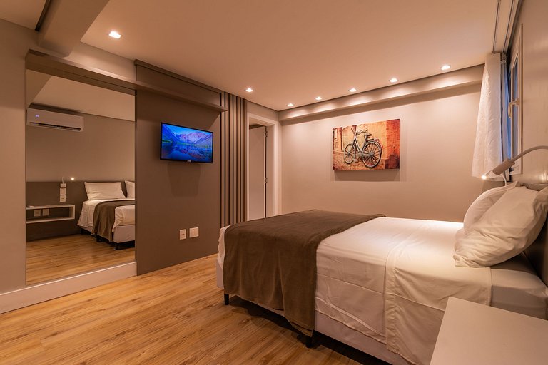 Duplex 4 Dormitório C/ 3 Suíte À 300mts R. Coberta