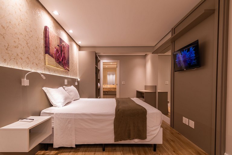 Duplex 4 Dormitório C/ 3 Suíte À 300mts R. Coberta