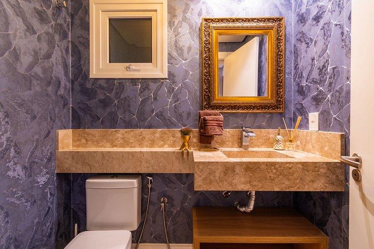 Duplex 4 Dormitório C/ 3 Suíte À 300mts R. Coberta