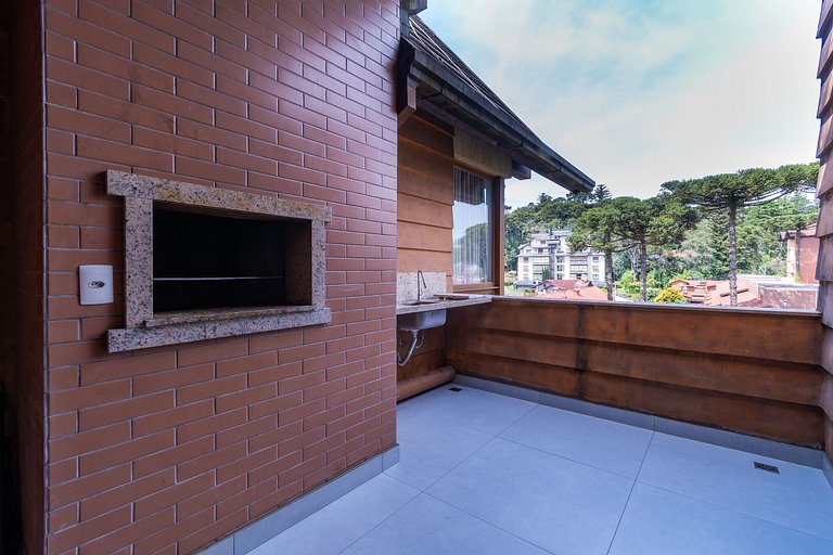 Duplex c/ Hidro 4Q (3 Suítes) a 300m da R. Coberta