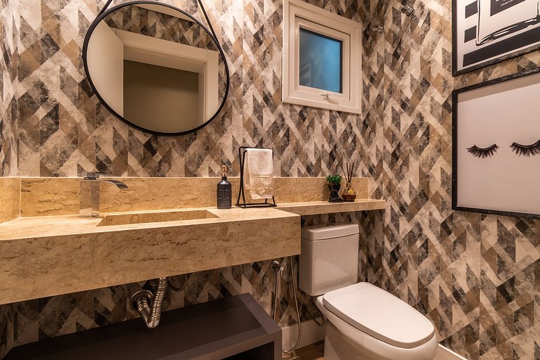 Duplex 4 Dormitório C/ 3 Suíte À 300mts R. Coberta