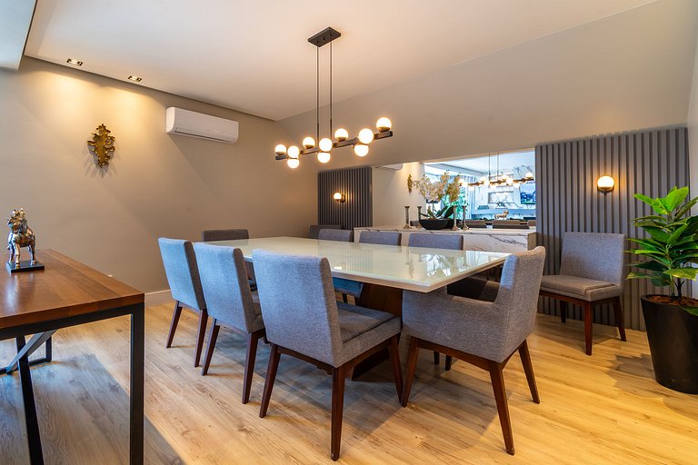 Duplex c/ Hidro 3 Suítes (4Q) a 300m da R. Coberta