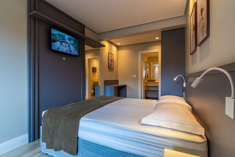 Duplex 4 Dormitório C/ 3 Suíte À 300mts R. Coberta