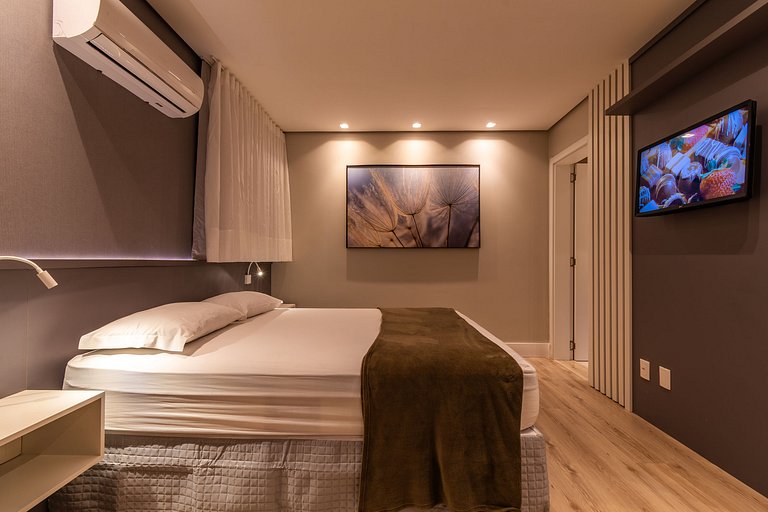 Duplex 4 Dormitório C/ 3 Suíte À 300mts R. Coberta