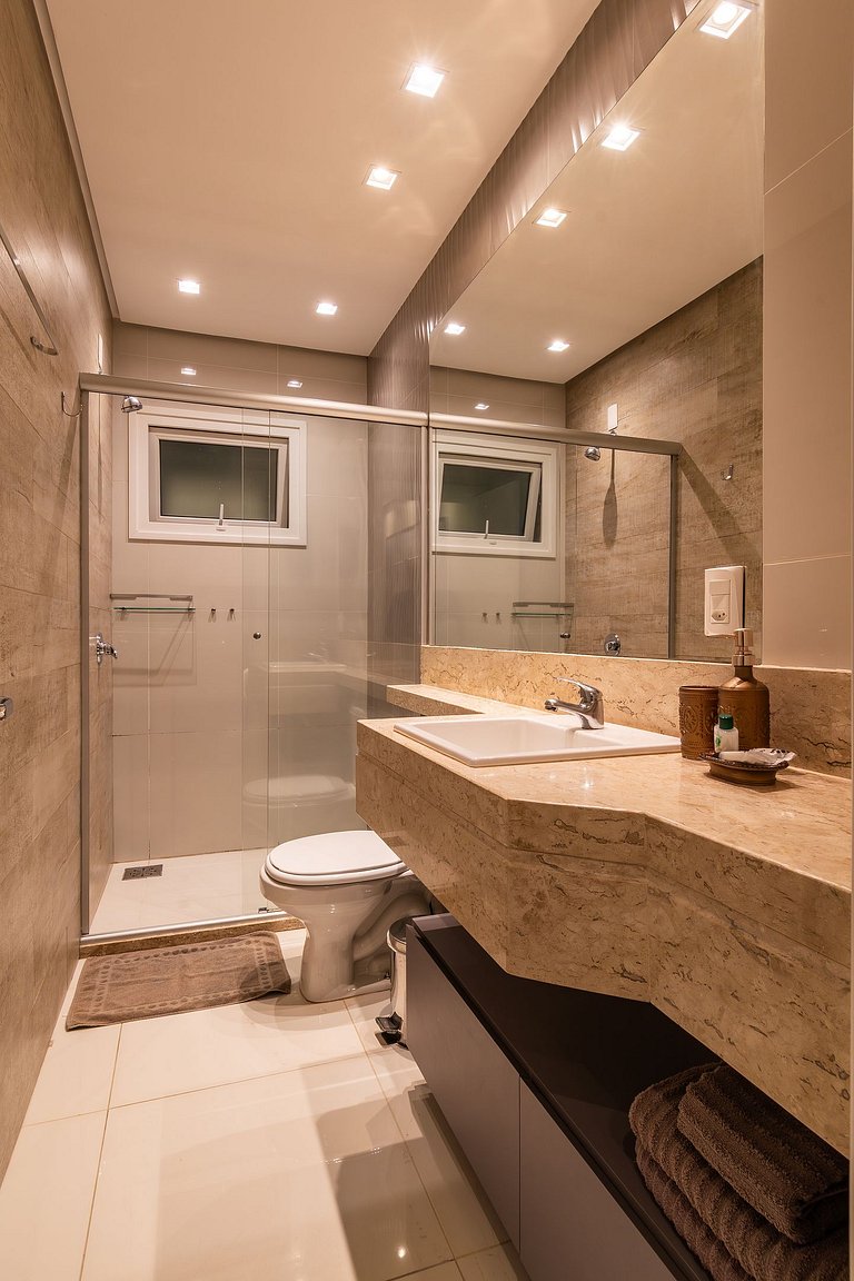 Duplex 4 Dormitório C/ 3 Suíte À 300mts R. Coberta