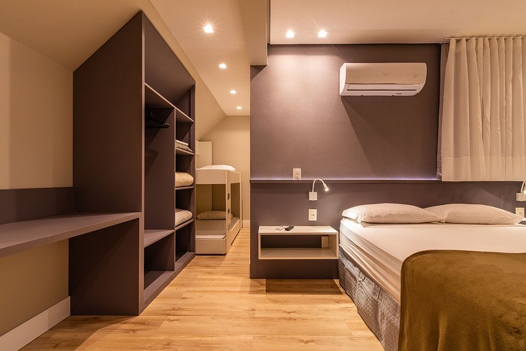 Duplex c/ Hidro 3 Suítes (4Q) a 300m da R. Coberta