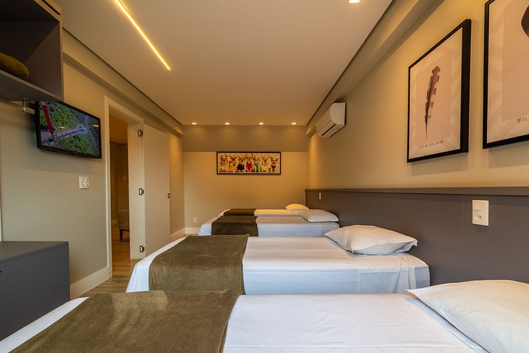 Duplex c/ Hidro 3 Suítes (4Q) a 300m da R. Coberta